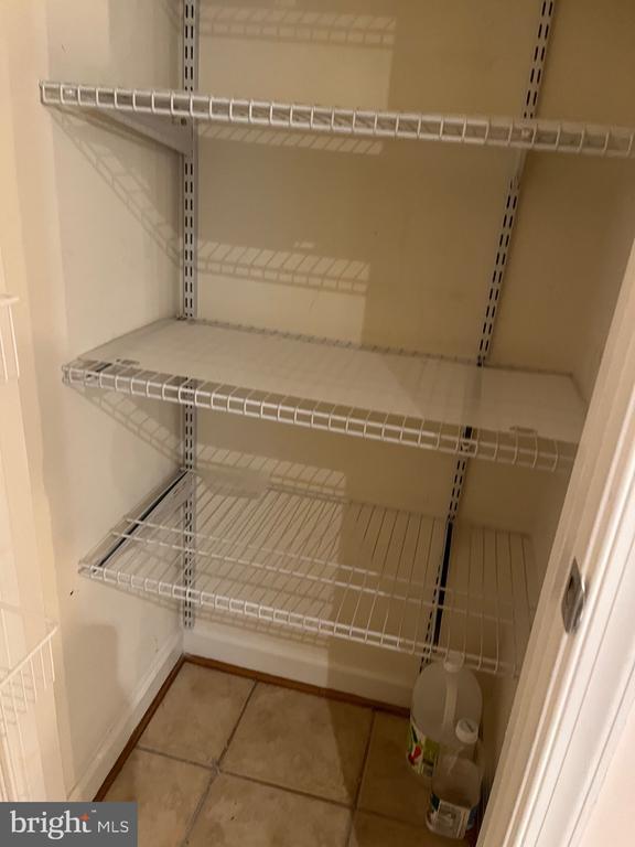 Building Photo - 10328 Sager Ave