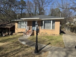 Building Photo - 1100 W Grand Ave