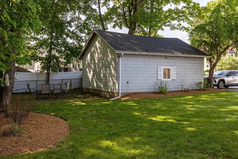 Building Photo - 39 Franklin St