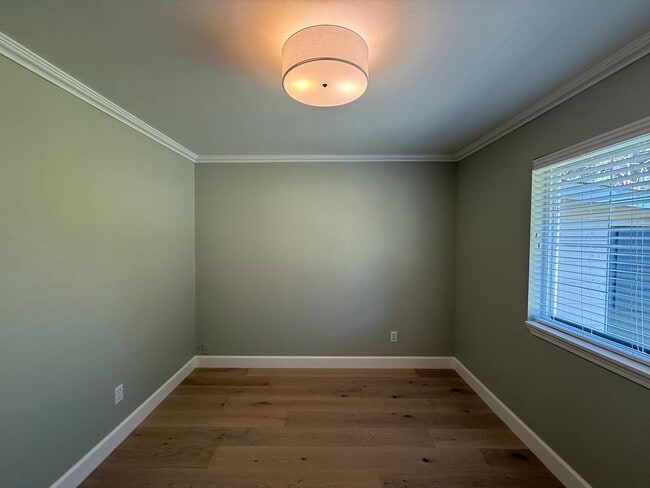 Building Photo - 15419 Mulberry Dr SE