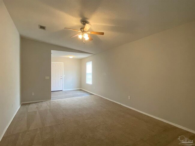 Building Photo - 504 Ashwood Ln