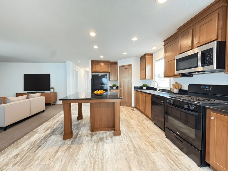 Building Photo - 2018 Lark Ln NW