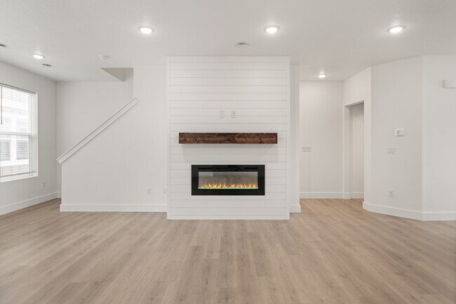 Building Photo - 3464 Forres Ct