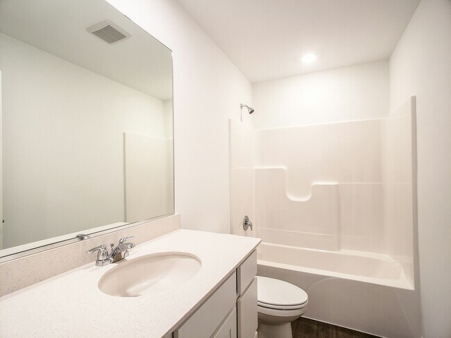 Building Photo - 11490 Thomas St