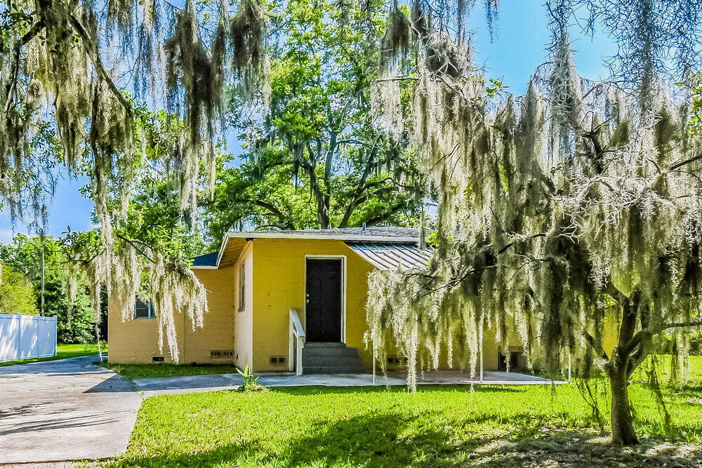 Building Photo - 5204 Mays Dr