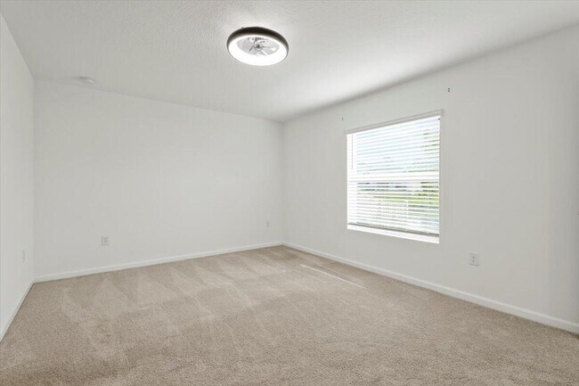 Building Photo - 1338 Colebrook Cir SW