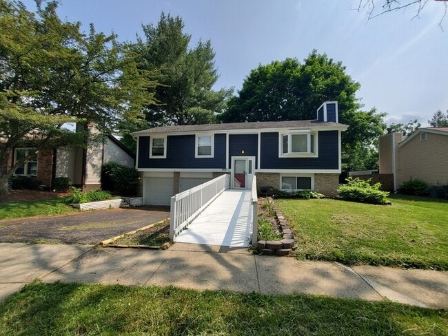 Primary Photo - 3157 Millbury Ave