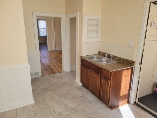 Building Photo - 1946 N 39th St