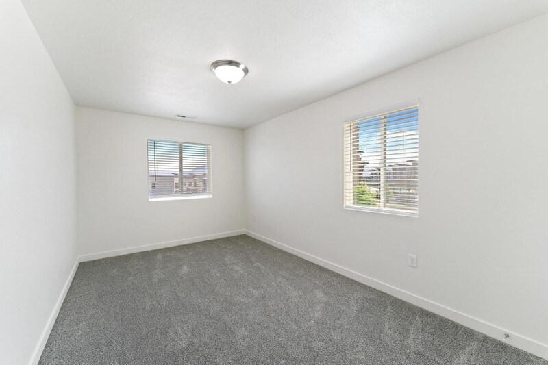 Building Photo - 14861 S Marble Rock Way