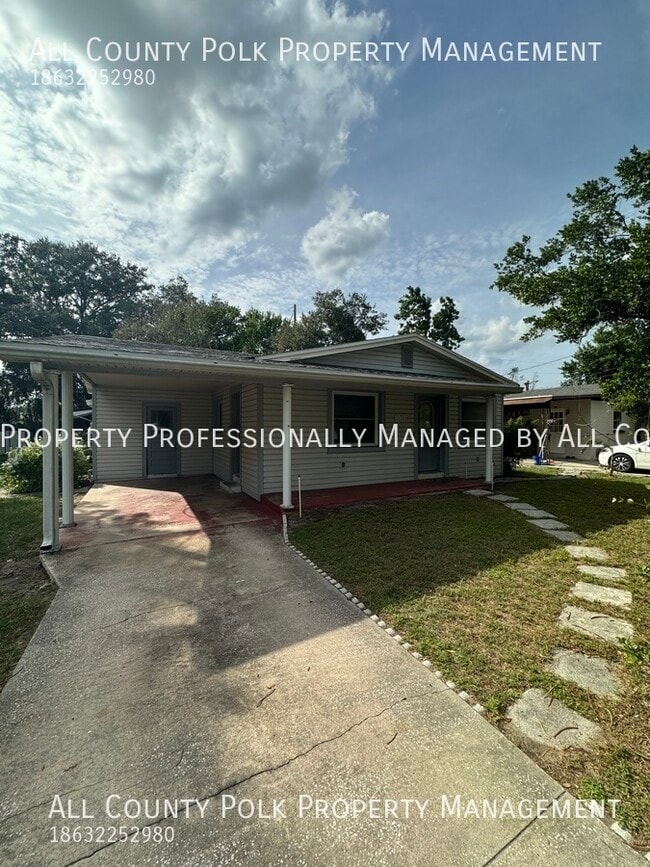 Awesome 2 Bedroom Home for Rent in Lakeland! 1636 Terry Rd Lakeland