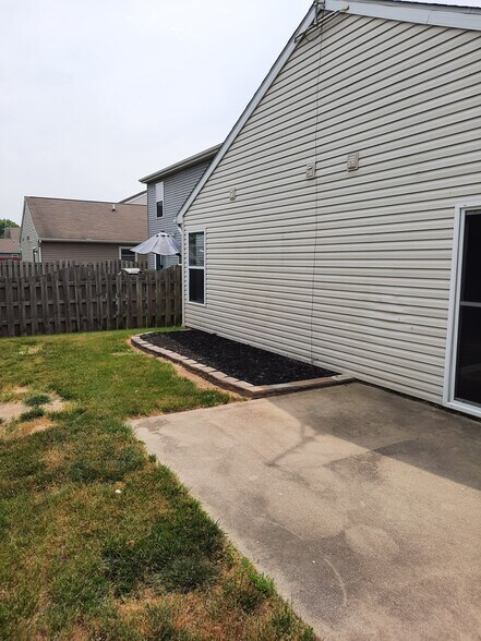 Building Photo - 5598 Dunston Dr