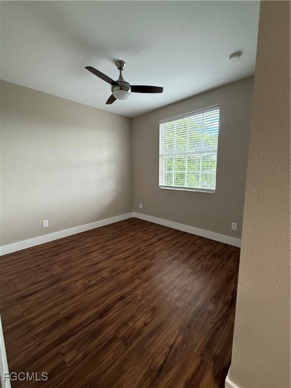 Building Photo - 8689 Spring Mountain Way