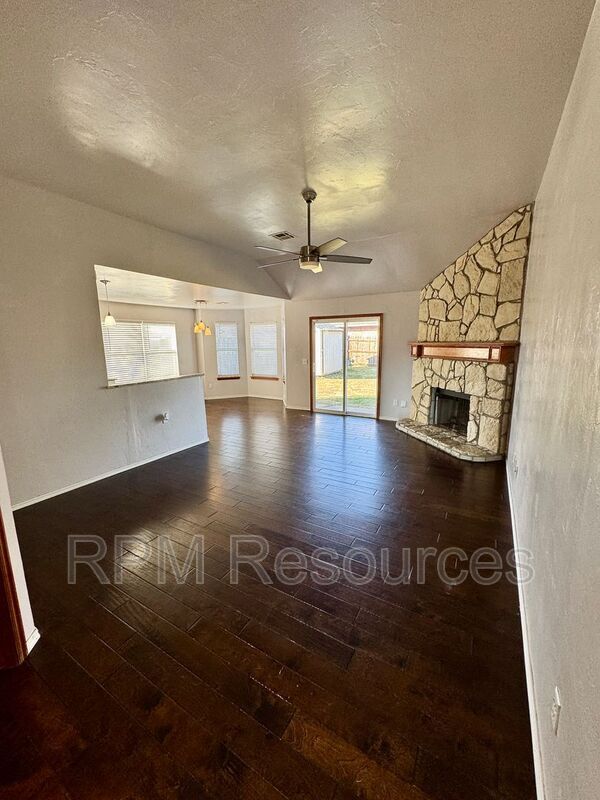 Building Photo - 10309 Banff Way