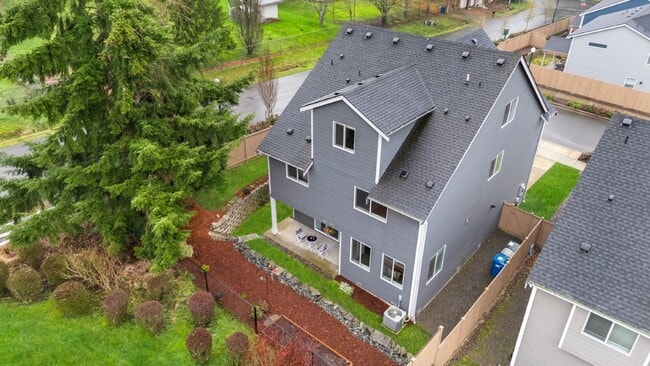Building Photo - 15240 SE 255th Ct