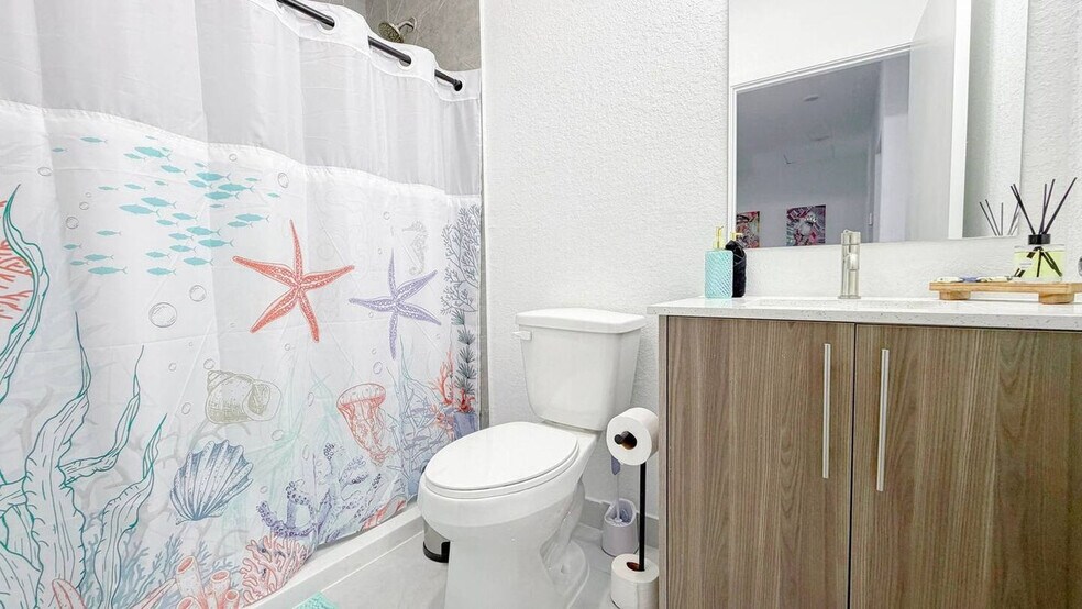 Building Photo - 1163 NW 2nd St