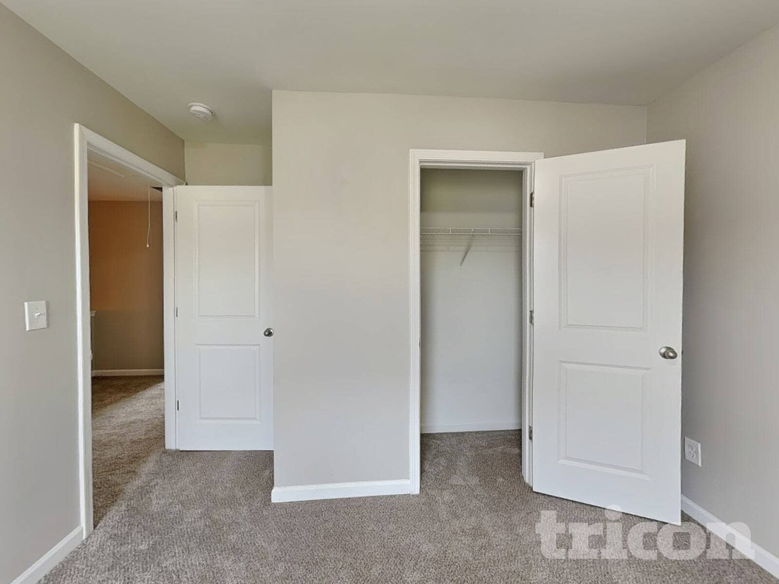 Building Photo - 646 Nonsuch Way