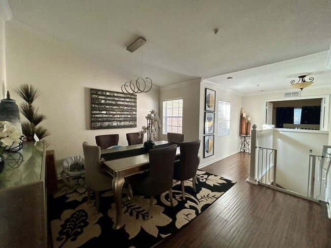 Building Photo - 2679 Metro Sevilla Dr