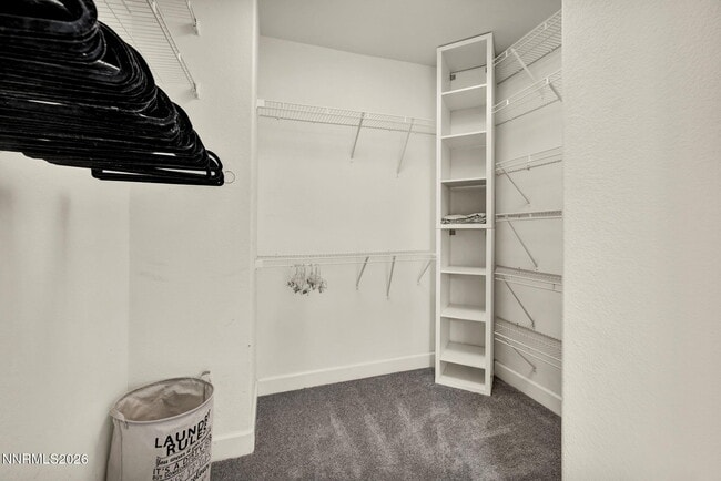 Building Photo - 10677 Foxberry Park Dr