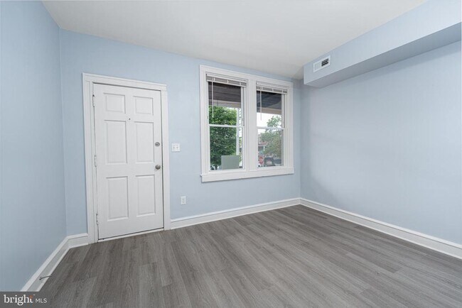 Building Photo - 2602 Beryl Ave