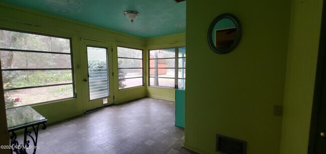 Building Photo - 101 Myers Ln