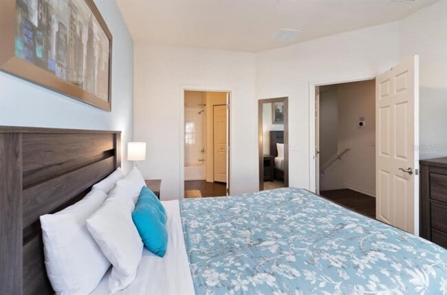 Building Photo - 3207 Gold Ln