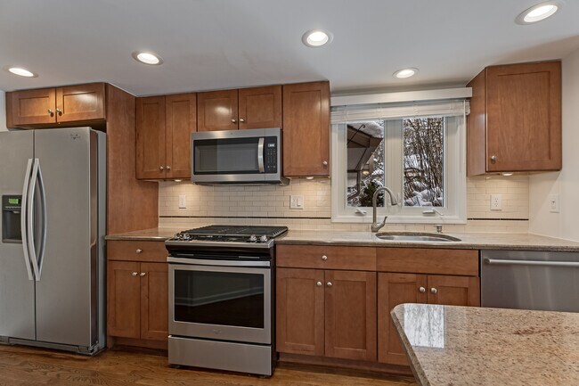 Building Photo - 8 Somerset Hills Village