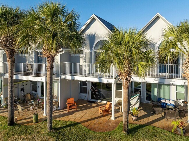 Building Photo - Brooks Landing