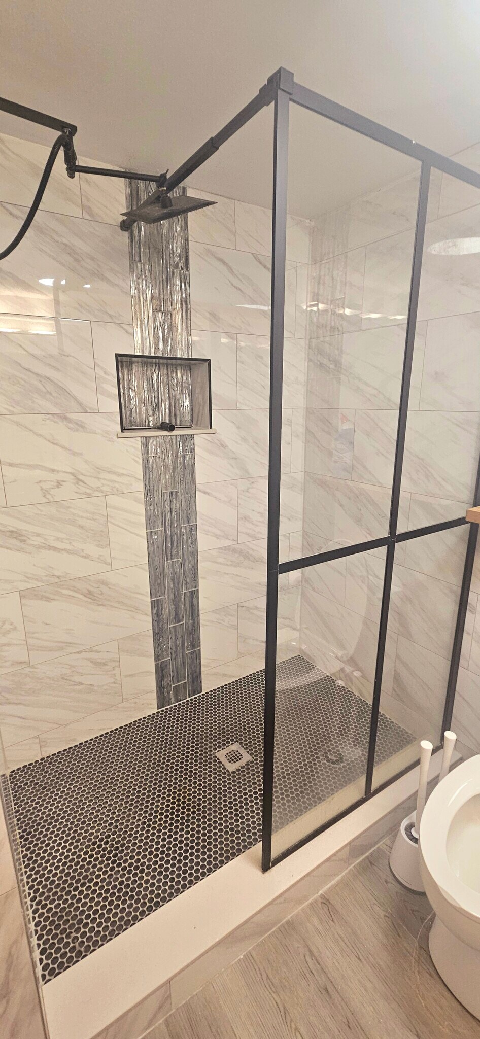 New luxurious tile shower - 8740 Lueck Ln