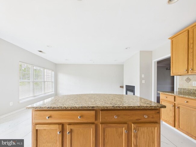 Building Photo - 4587 Whittemore Pl