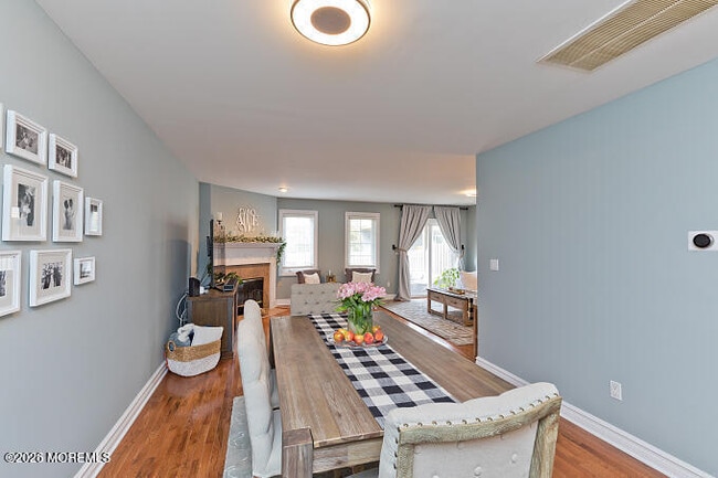 Building Photo - 14 Gansett Court