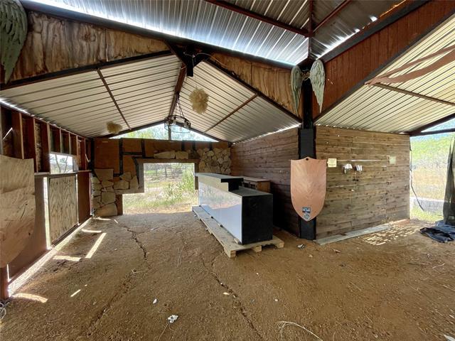 Building Photo - 7976 Bearhill Rd