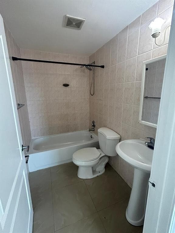 Building Photo - 110 SE 2nd St