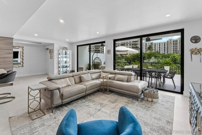 Building Photo - 3966 N Ocean Dr