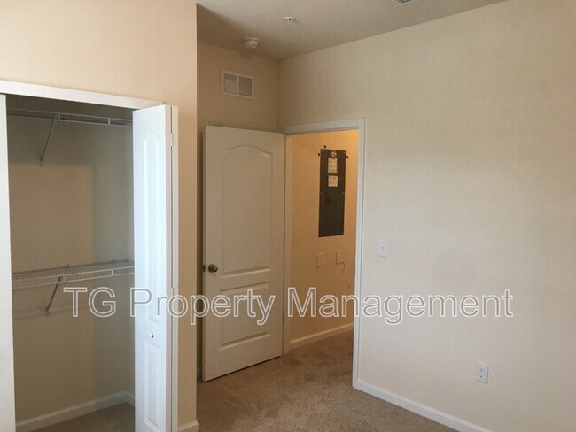 Building Photo - 4966 Key Lime Dr