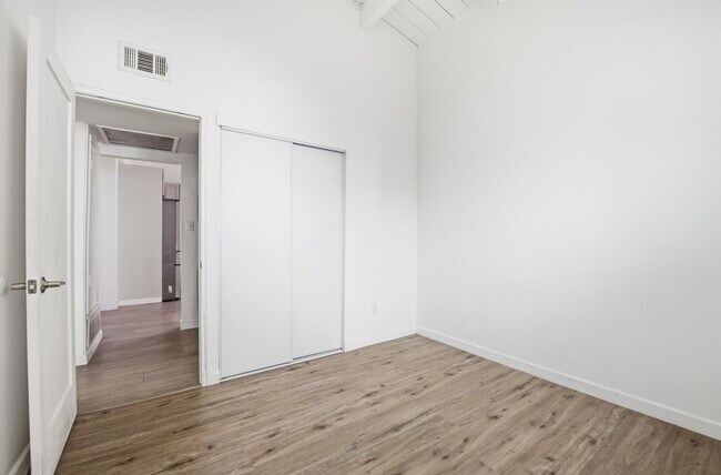 Building Photo - 4955 Baja Ct
