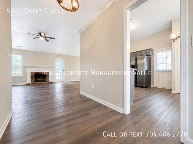 Building Photo - 5903 Creft Cir