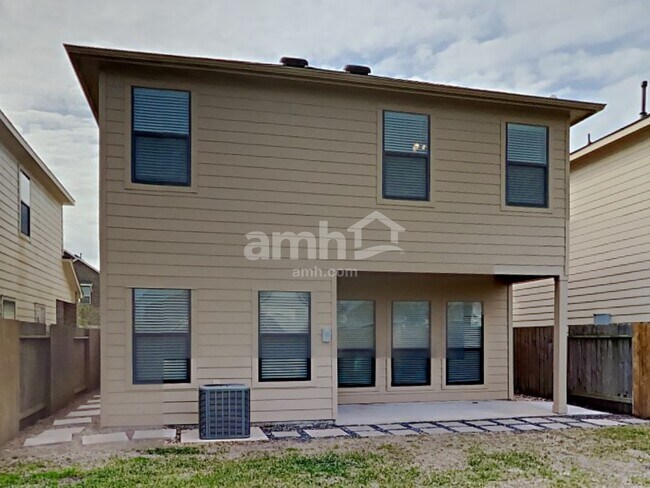 Building Photo - 18226 Amalfi Coast Dr