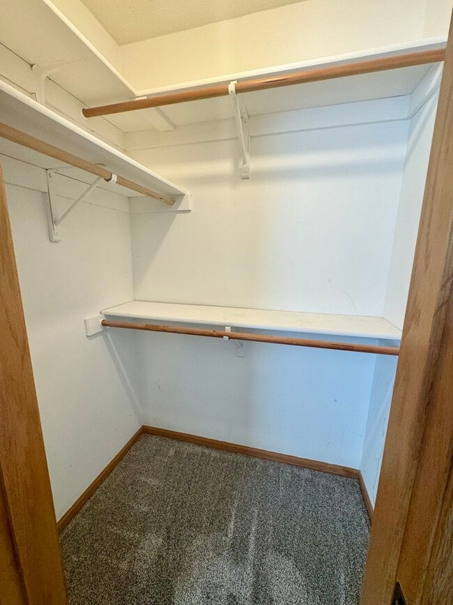 Building Photo - 3 bed 2 bath ZERO entry townhouse in Capitol Beach