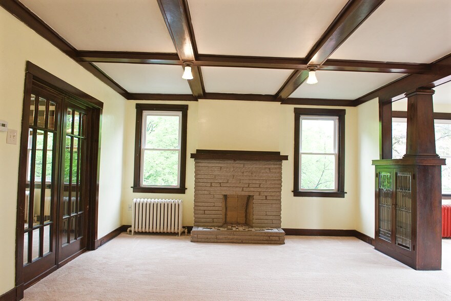 Building Photo - 218 Pennsylvania Blvd