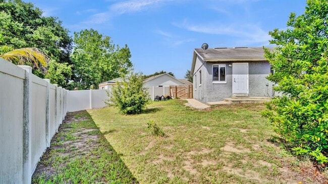 Building Photo - 7877 Kensingham Ct