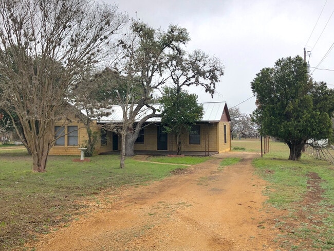 Primary Photo - 462 Stringtown Rd