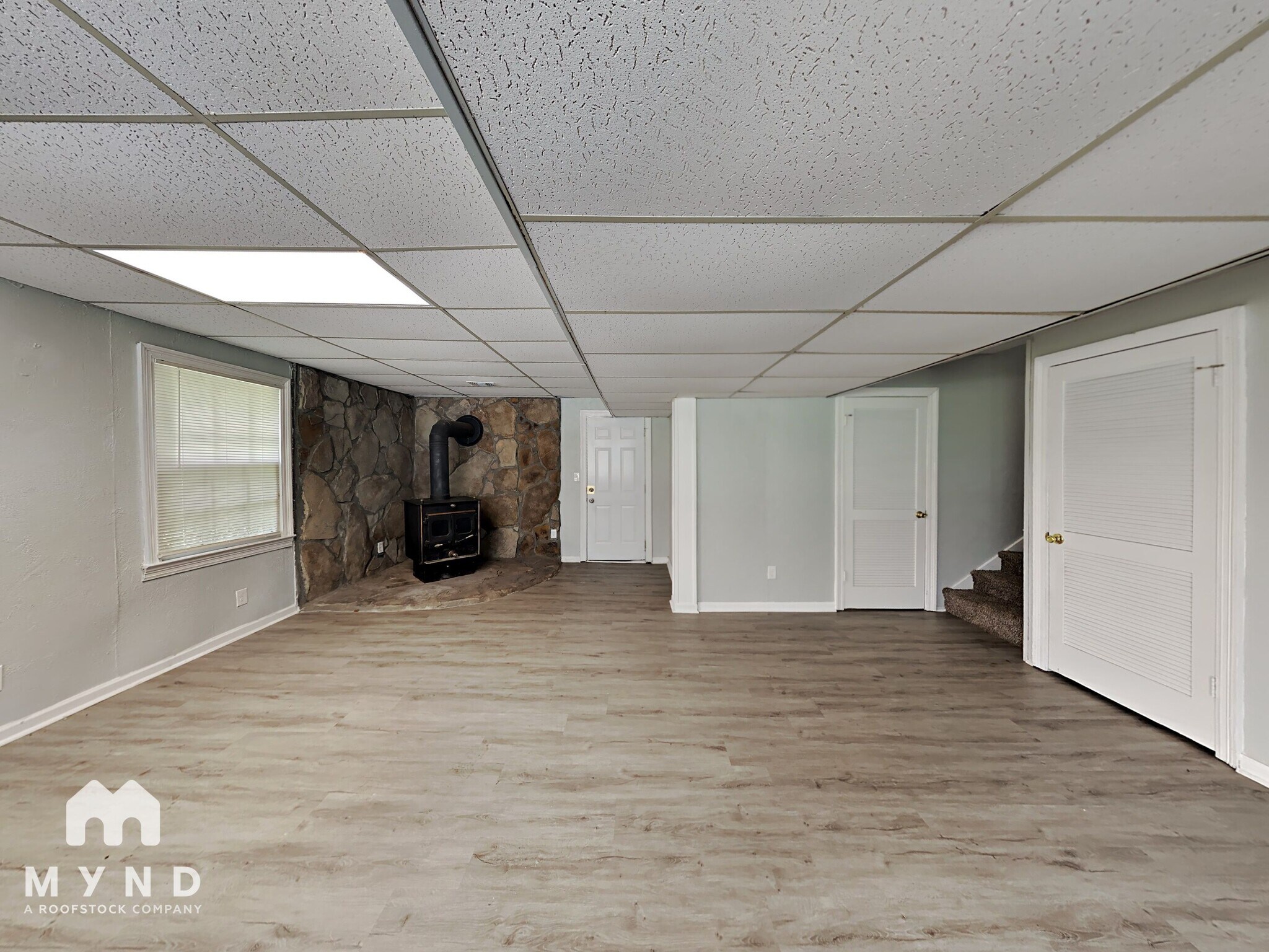 Building Photo - 1836 Hillsway SW