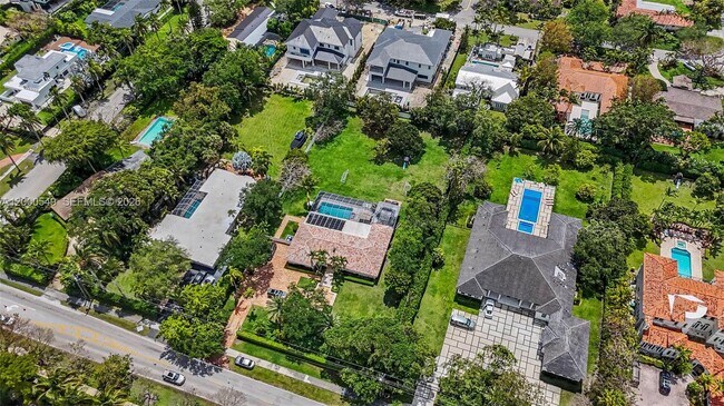 Building Photo - 7230 SW 104th St