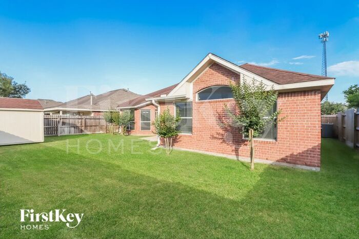 Building Photo - 9930 Hickory Trace Ct