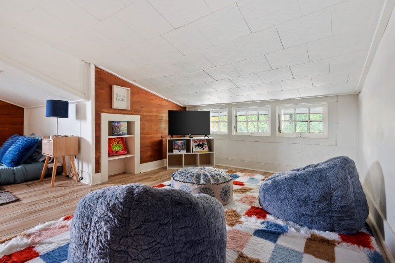 Building Photo - 4421 SE Division St