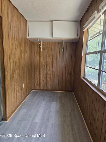 Building Photo - 3135 Shady Dell Ln