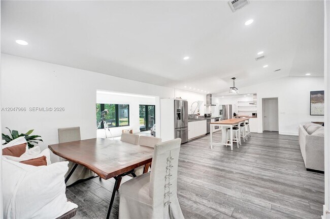 Building Photo - 22421 SW 184th Ave