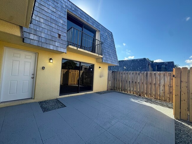 Building Photo - 172 Lake Arbor Dr