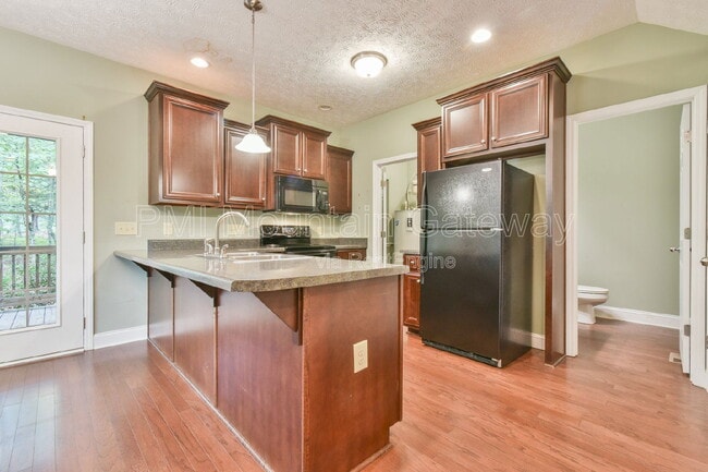 Building Photo - 11 Berg Strasse