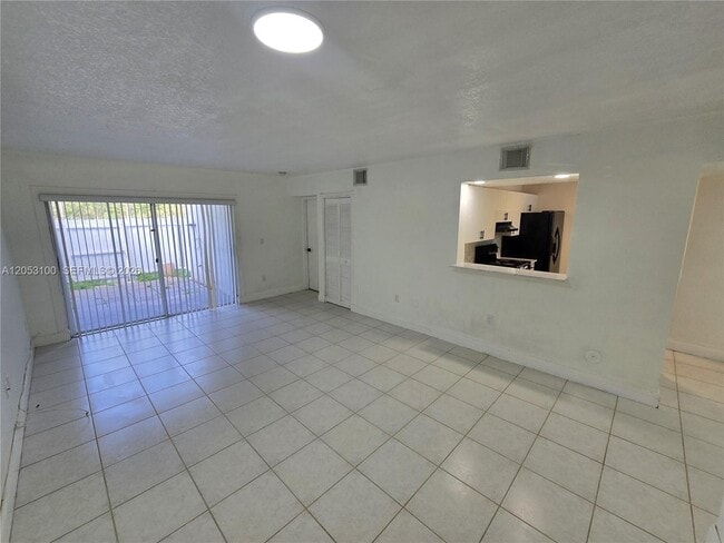 Building Photo - 12555 NW 11th Way